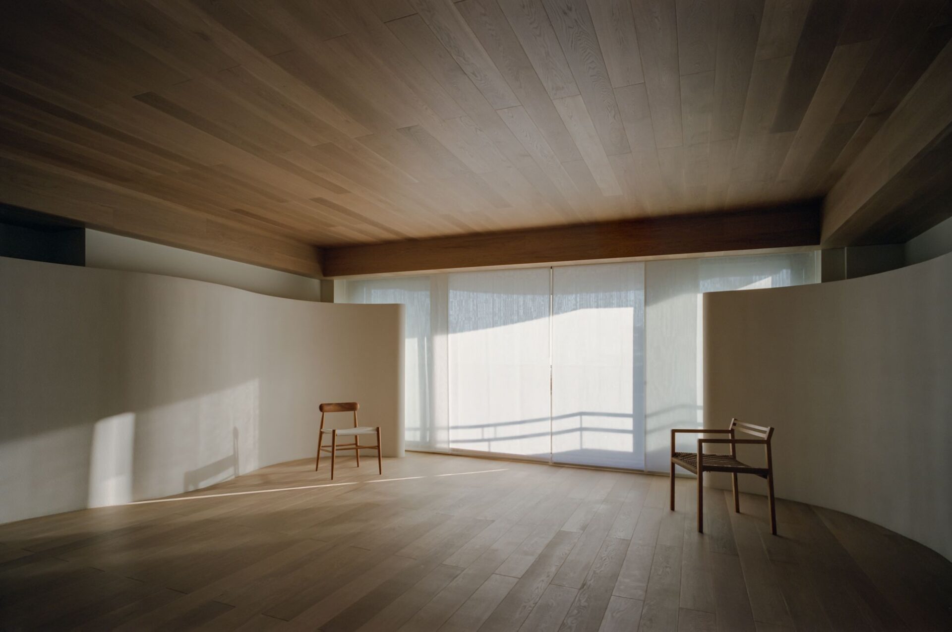 神戸六甲のマンションリノベーションのリビング_曲面